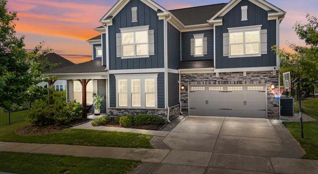 Photo of 17513 Julees Walk Ln, Davidson, NC 28036