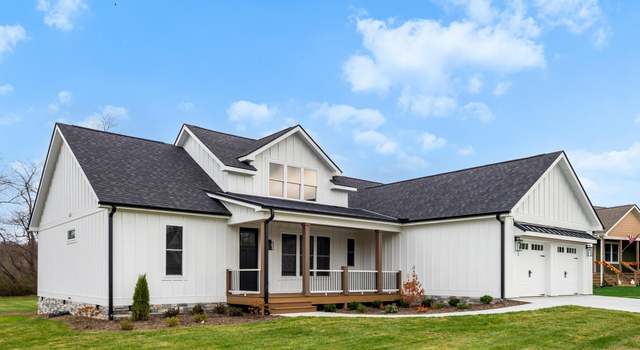 Photo of 85 E Mandrel Way, Hendersonville, NC 28792