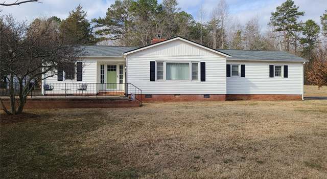 Photo of 796 S Lincoln St S, Dallas, NC 28034