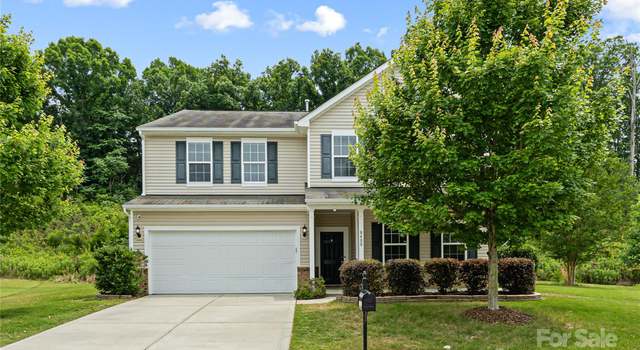 Photo of 8400 Empress Ct, Charlotte, NC 28227