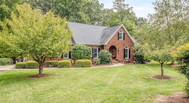 Photo of 7018 High Oaks Dr, Weddington, NC 28104
