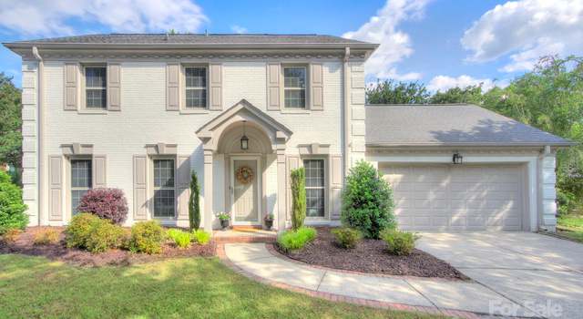Photo of 10016 Tealridge Ln, Charlotte, NC 28277