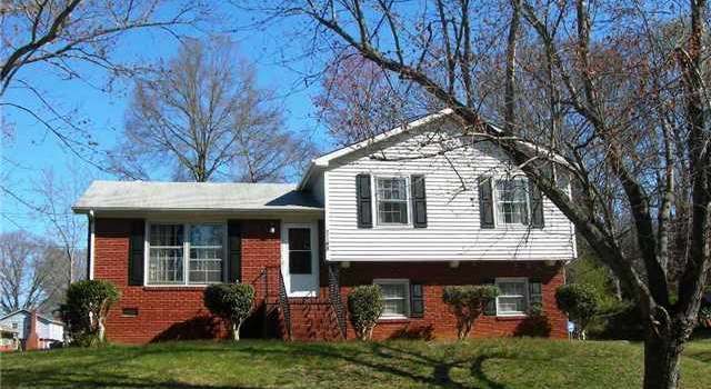 Photo of 7148 Sherbourne Dr, Charlotte, NC 28210