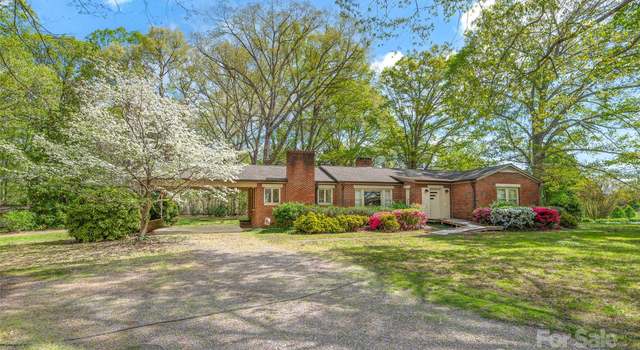 Photo of 252 Stamey Farm Rd, Statesville, NC 28677