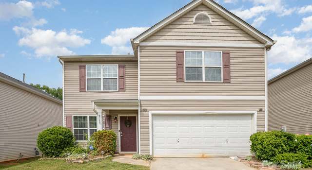 Photo of 9718 Eagle Feathers Dr, Charlotte, NC 28214