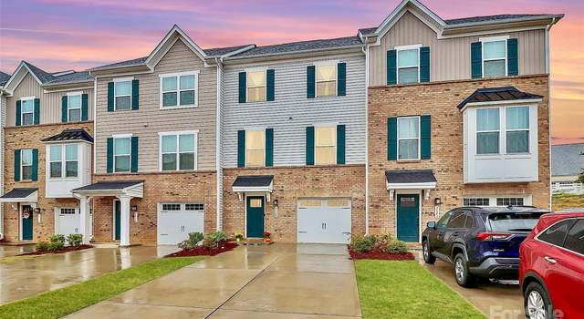 Photo of 2608 Grantham Place Dr, Fort Mill, SC 29715