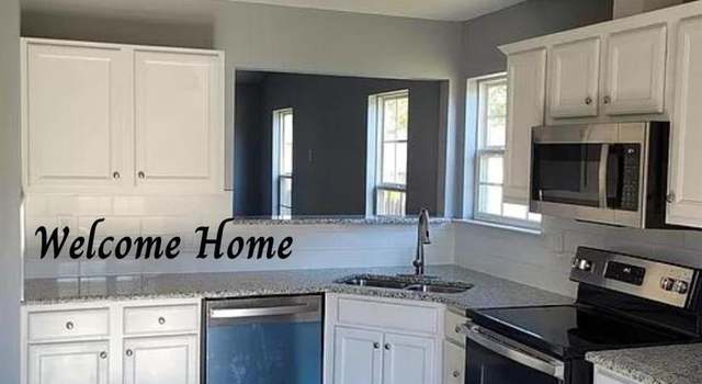Photo of 4226 Red Shed Ln, Charlotte, NC 28269