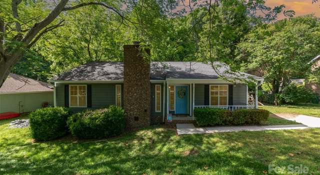 Photo of 9021 Louvaine Dr, Charlotte, NC 28227