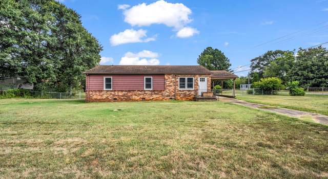 Photo of 323 Christopher Rd, Shelby, NC 28152
