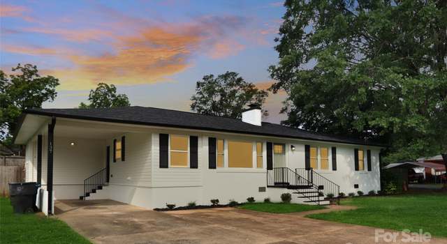 Photo of 137 Hardin Rd, Forest City, NC 28043