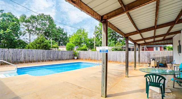 Photo of 137 Hardin Rd, Forest City, NC 28043