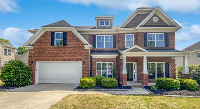 Photo of 813 Lion Ln, Fort Mill, SC 29715