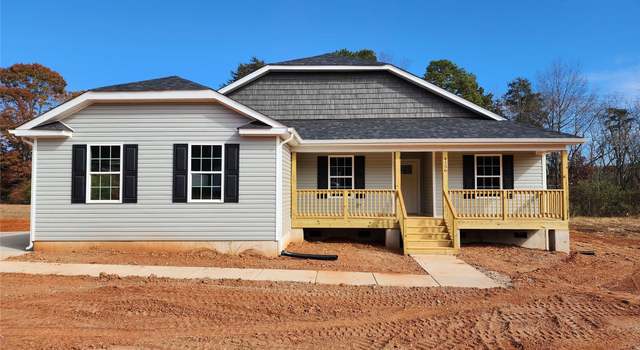 Photo of 4156 S Olivers Cross Rd #3, Newton, NC 28658