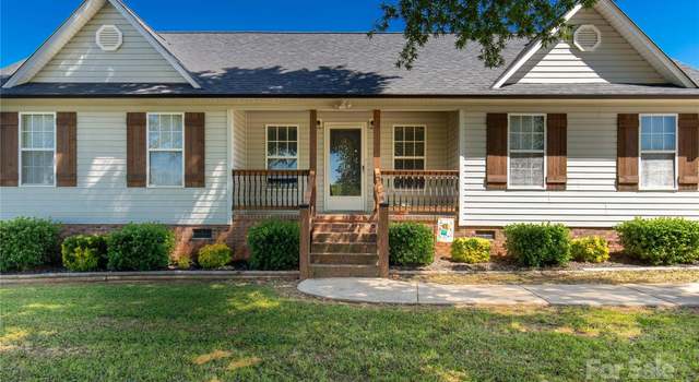 Photo of 1560 Springlake Rd, York, SC 29745