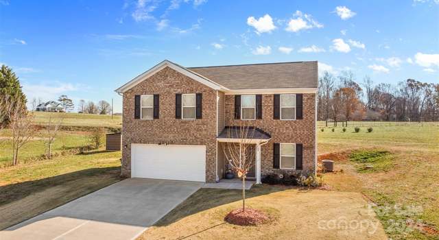 Photo of 109 Vintage Woods Ln, Shelby, NC 28150
