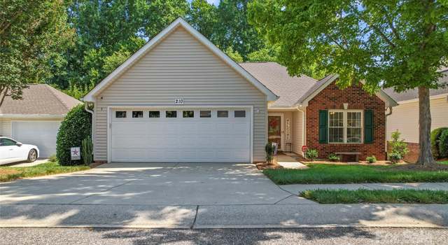 Photo of 210 Oak Village Pkwy, Mooresville, NC 28117