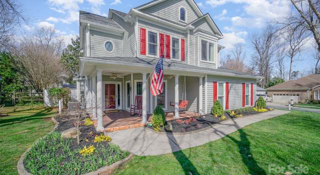 Photo of 10111 Grimsby Ct, Huntersville, NC 28078