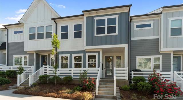 Photo of 131 Berkeley Ave Unit D, Mooresville, NC 28117