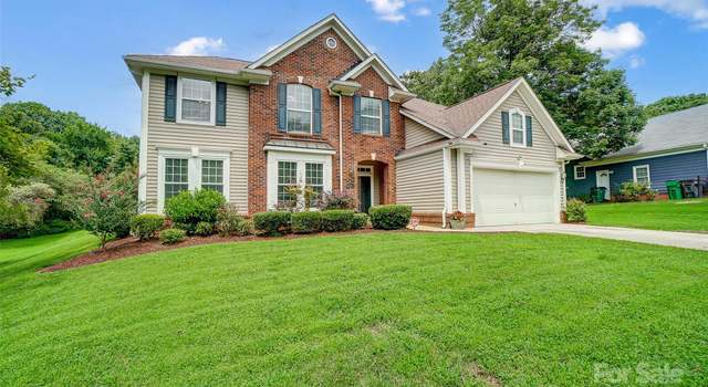 Photo of 7219 Hunters Spring Dr, Charlotte, NC 28269