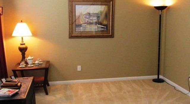 Photo of 2023 Bluebonnet Ln, Matthews, NC 28104