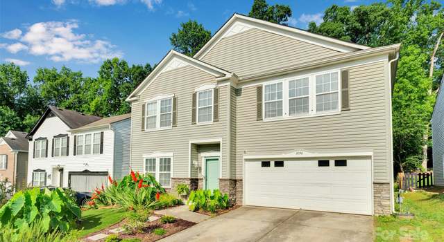 Photo of 2926 Royal Fern Ln, Charlotte, NC 28215