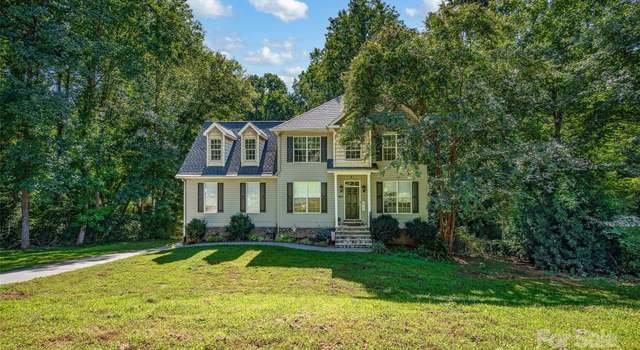Photo of 606 Nelly Green Cir, Statesville, NC 28625