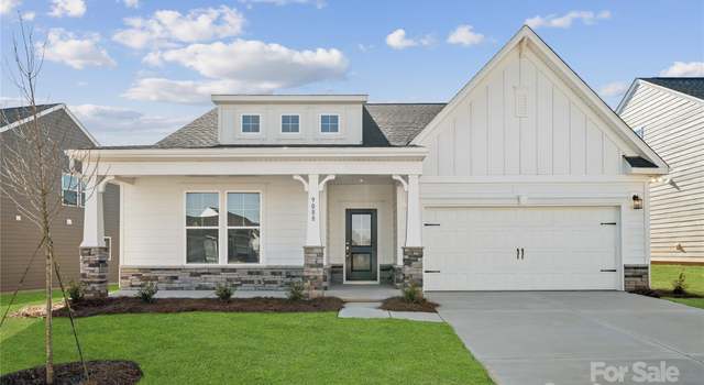 Photo of 9088 El Sworth Dr, Sherrills Ford, NC 28673
