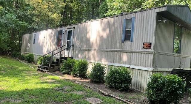 Photo of 424 Sleepy Hollow Ln, Hendersonville, NC 28792
