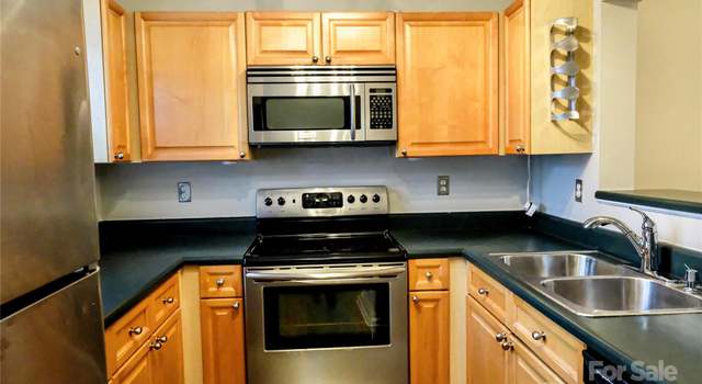 Photo of 3704 Melrose Cottage Dr, Matthews, NC 28105