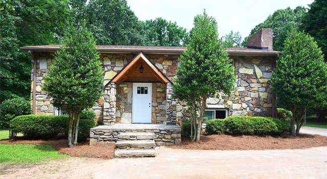 Photo of 1810 Highway 55 Hwy W, Clover, SC 29710