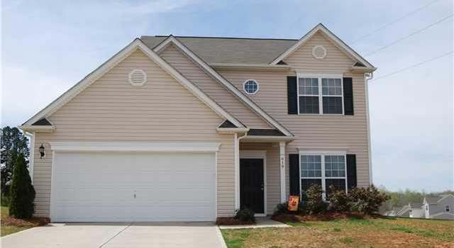 Photo of 619 Victory Gallop Ave, Clover, SC 29710
