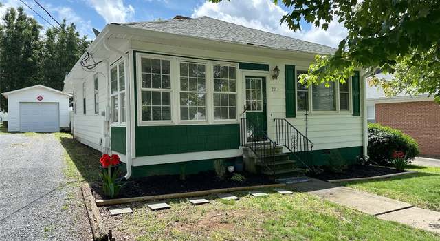 Photo of 211 Spruce St, Badin, NC 28009
