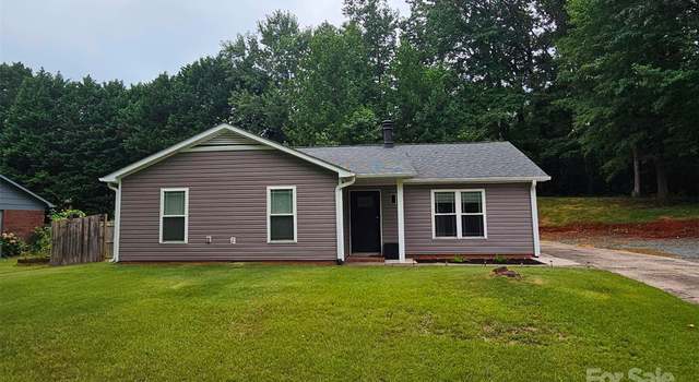 Photo of 5821 Trotters Ridge Rd, Charlotte, NC 28227