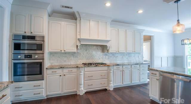 Photo of 8810 Cool Meadow Dr, Huntersville, NC 28078