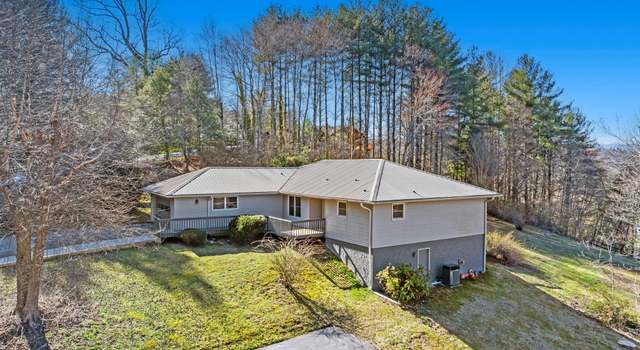 Photo of 30 Hubbard Cir, Penrose, NC 28766