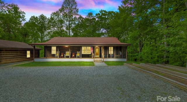 Photo of 909 Pearson Falls Rd, Saluda, NC 28773
