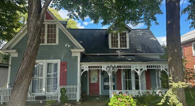 Photo of 207 S King St, Morganton, NC 28655