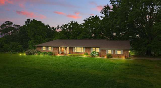 Photo of 1081 Long Dr, Newton, NC 28658
