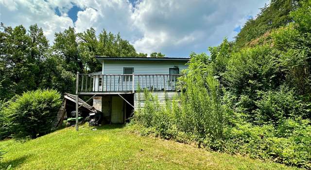 Photo of 4207 Peach Orchard Rd, Granite Falls, NC 28630