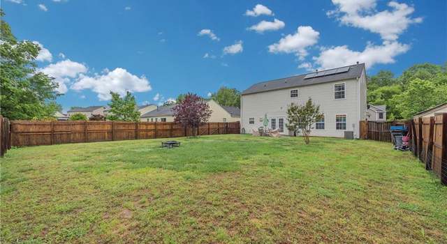 Photo of 3925 Edgeview Dr, Indian Trail, NC 28079
