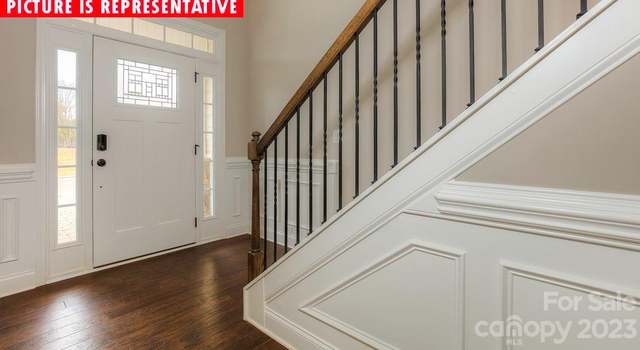 Photo of 2924 Winding River Dr, Charlotte, NC 28214