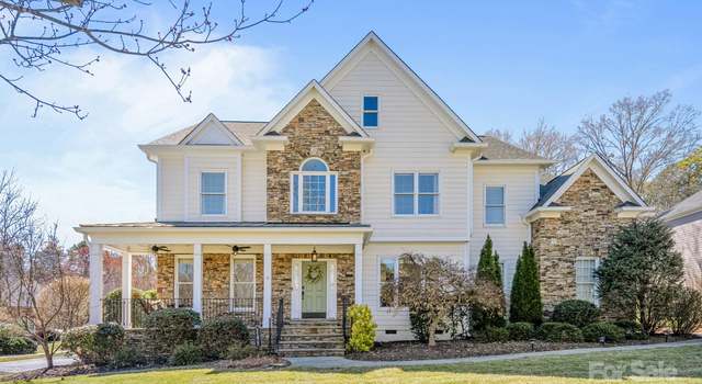Photo of 11420 Canoe Cove Ln, Huntersville, NC 28078