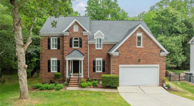 Photo of 2907 Notchview Ct, Charlotte, NC 28210