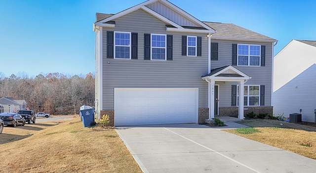 Photo of 7865 Whispering Stream Dr, Sherrills Ford, NC 28673