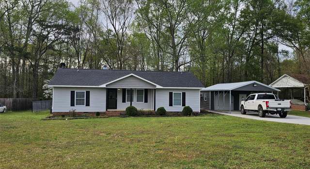 Photo of 2021 Hilton Way Rd, Lancaster, SC 29720