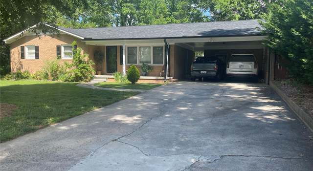 Photo of 734 Harris St NW, Concord, NC 28025