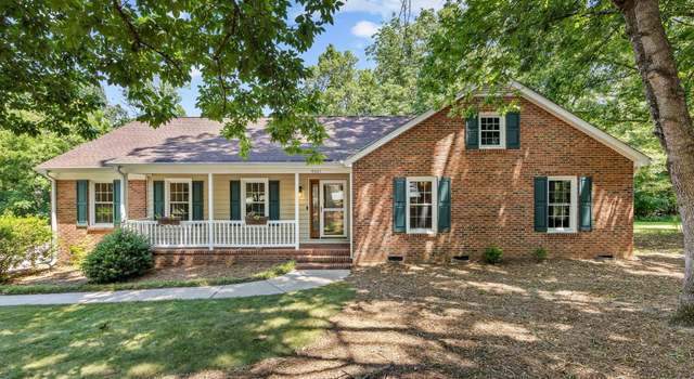 Photo of 4601 Bournewood Ln, Charlotte, NC 28226