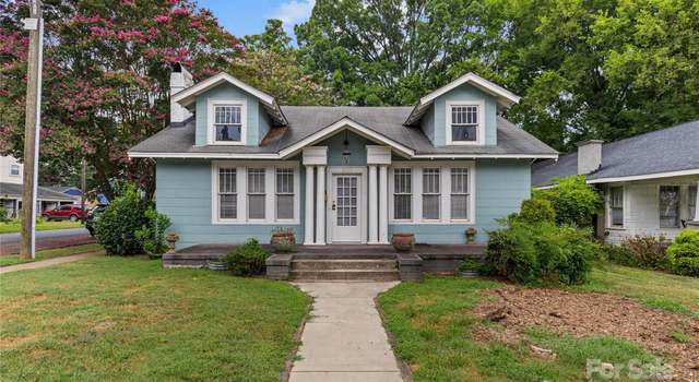 Photo of 801 Hawthorne Ln, Charlotte, NC 28204