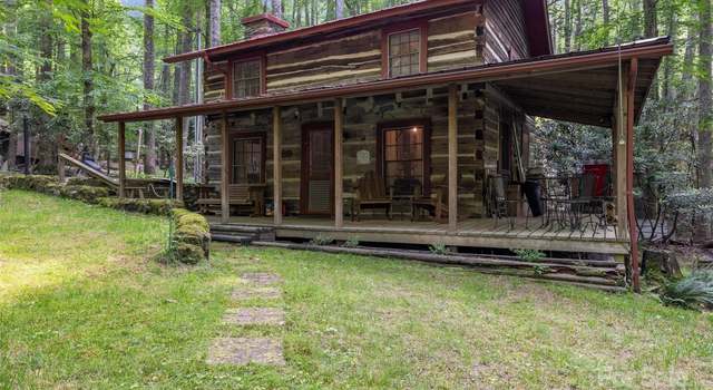 Photo of 189 Woodstock Dr, West Jefferson, NC 28694