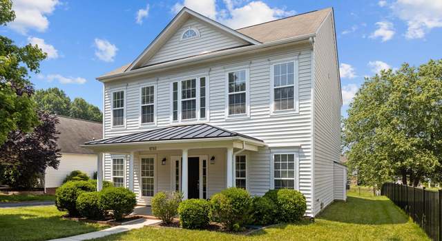 Photo of 6733 Tanners Creek Dr, Huntersville, NC 28078